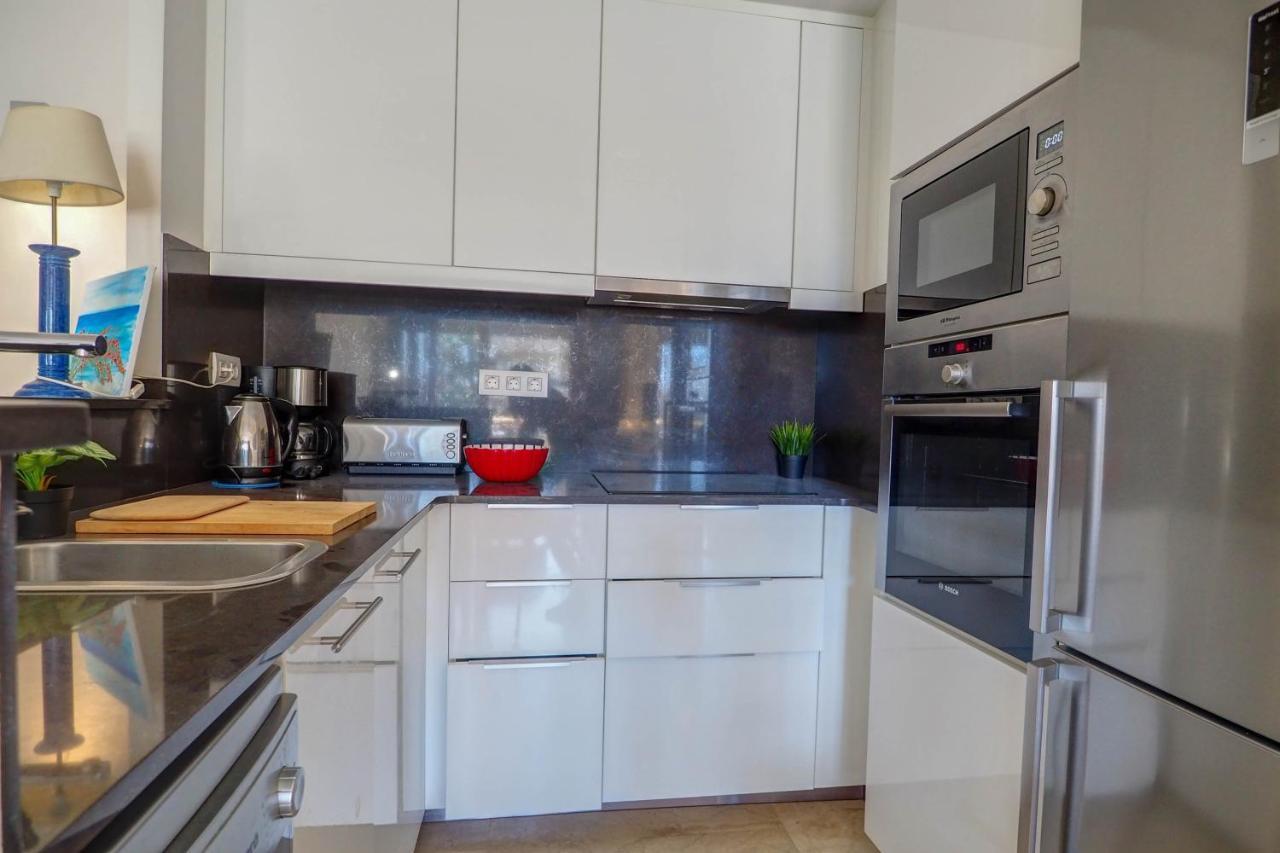 Mediterraneo Seaview Apartment By Hello Homes ซีเจส ภายนอก รูปภาพ